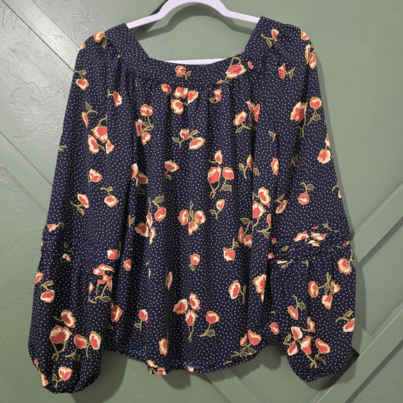 LC Lauren Conrad Medium Floral Navy Blouse - Picture 4 of 4